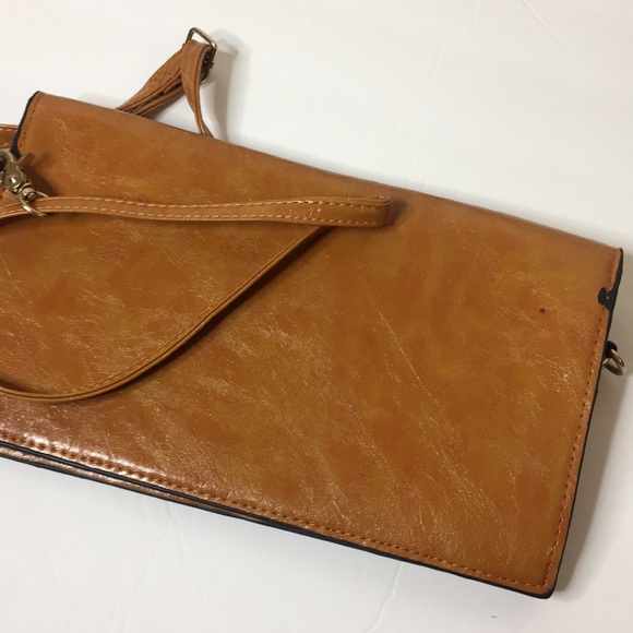 Urban Expressions Clutch - Picture 5 of 6